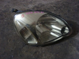 Фара Toyota Vitz Владивосток