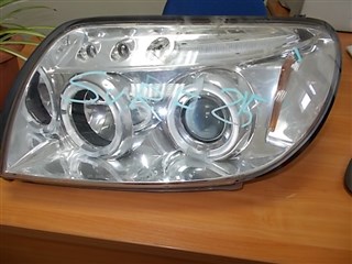 Фара Toyota Hilux Surf Владивосток