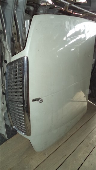 Капот Nissan Laurel Владивосток