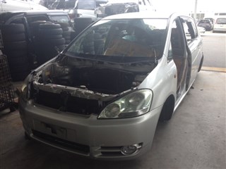 Крыло Toyota Ipsum Владивосток
