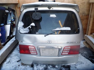 Дверь задняя Toyota Grand Hiace Владивосток