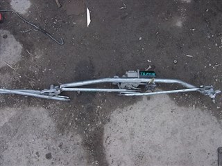 Мотор дворников Subaru Traviq Владивосток