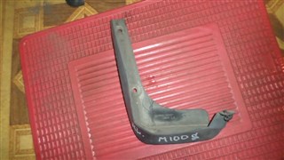 Брызговик Daihatsu Storia Владивосток