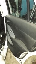Обшивка дверей для Mazda 5