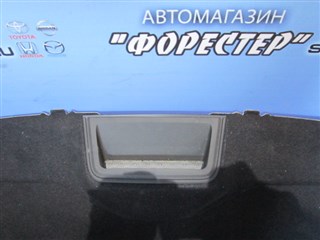 Стоп-сигнал в салоне Nissan Tiida Latio Владивосток
