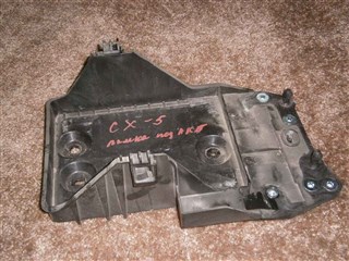 Крепление аккумулятора Mazda 5 Владивосток