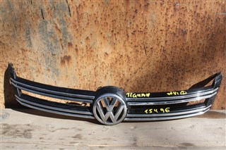 Решетка радиатора Volkswagen Tiguan Бердск