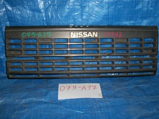 Решетка радиатора Nissan Caravan Уссурийск