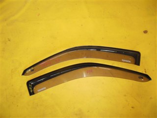 Ветровик Toyota Grand Hiace Уссурийск