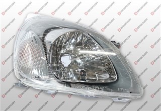 Фара Toyota Yaris Владивосток