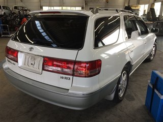 Стоп-сигнал Toyota Mark II Qualis Владивосток