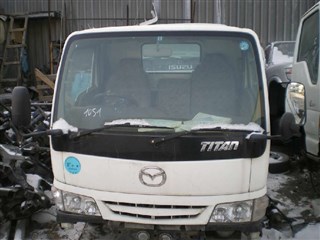 Лобовое стекло Mazda Titan Владивосток