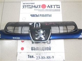 Решетка радиатора Peugeot 206 Челябинск