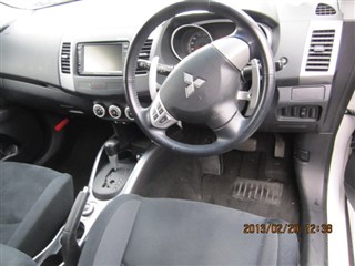 Накладка на стойку кузова Mitsubishi Outlander XL Новосибирск