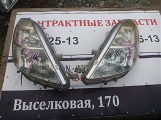 Фара Toyota Isis Владивосток