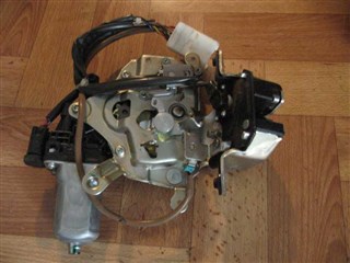 Доводчик двери пятой Mitsubishi Colt Plus Владивосток