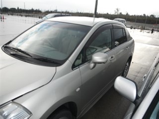 Форточка кузова Nissan Tiida Latio Владивосток