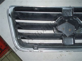 Решетка радиатора Mazda Levante Омск