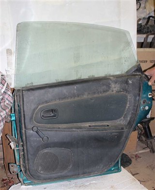 Дверь задняя Mazda 323F Волгоград