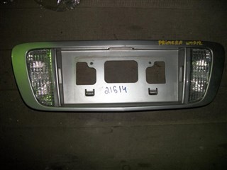 Вставка между стопов Nissan Primera Уссурийск