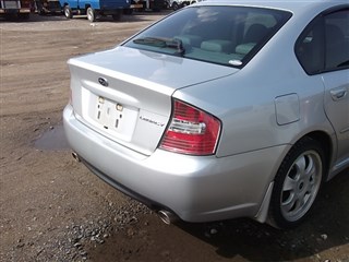 Заднее стекло Subaru Legacy B4 Владивосток