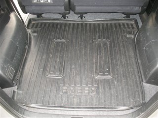 Днище багажника Honda Freed Владивосток