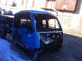 Кабина Nissan UD Владивосток