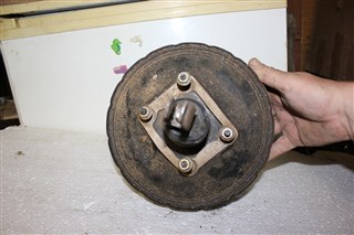 Вакуумник Mazda 323F Волгоград