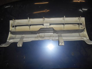 Решетка радиатора Mitsubishi Dingo Владивосток