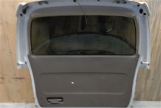 Дверь задняя Toyota Grand Hiace Новосибирск
