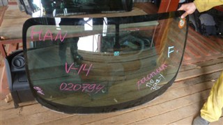 Лобовое стекло Honda Freed Владивосток